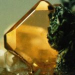 Monocristal de monazite, La,Ce,Nd)PO4